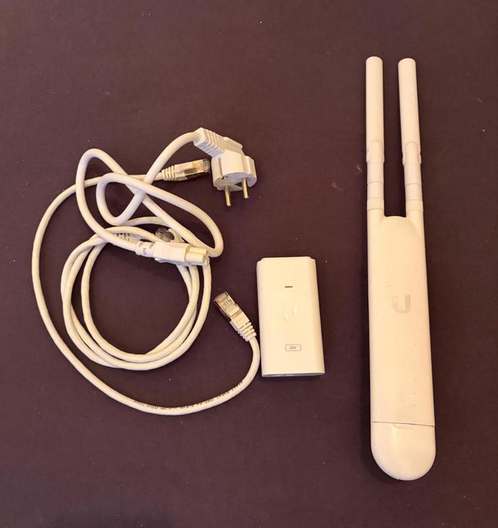 Ubiquiti UniFi AP AC Mesh - Access point, Computers en Software, Accesspoints, Zo goed als nieuw, Ophalen of Verzenden