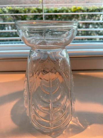 Glazen Tulpenvaas - 16cm beschikbaar voor biedingen