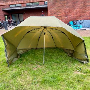 Fox Brolly - gebruikt in goede staat beschikbaar voor biedingen