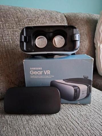 Gear VR bril. Samsung.  beschikbaar voor biedingen