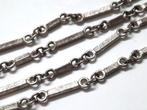 Lange zilverkleurige ketting lange en korte staafjes (6917), Ophalen, Gebruikt, Zilver, Overige materialen