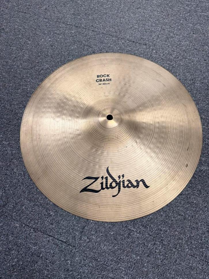 Zildjian 16" Rock Crash Bekken, Muziek en Instrumenten, Instrumenten | Onderdelen, Gebruikt, Drums of Percussie, Ophalen of Verzenden