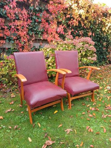 Vintage Bordeaux Rode Skai Leren Stoelen beschikbaar voor biedingen