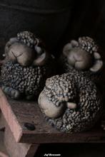 BRYNXZ Set Of 3 Sheep Majestic Brown / set van 3 schapen, Www.jufbrocante.nl, Www.jufbrocante.nl, Nieuw, Ophalen of Verzenden