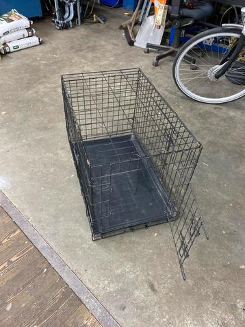 Hondenbenche beschikbaar voor biedingen