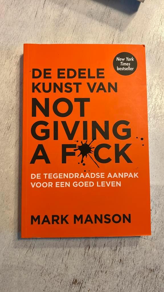 Mark Manson - De edele kunst van not giving a fuck, Boeken, Psychologie, Nieuw, Ophalen of Verzenden