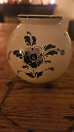 Regina Delfts blauw bolvaasje - Handgeschilderd, Ophalen of Verzenden