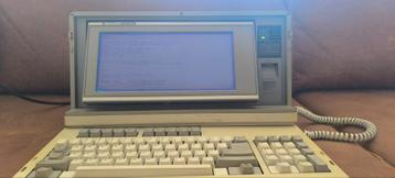 Sharp Vintage PC met HardCard  beschikbaar voor biedingen