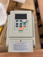 Vevor frequentie regelaar 1x230v naar 3x230v 4kW 5pk, Ophalen of Verzenden, Nieuw