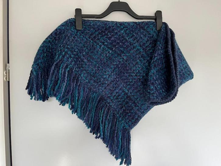 Mooie omslagsjaal  - stola    Nieuw, Kleding | Dames, Mutsen, Sjaals en Handschoenen, Nieuw, Sjaal, Maat 46/48 (XL) of groter