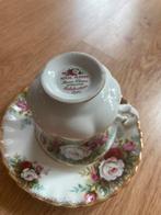 Royal Albert Celebration Kop en Schotel, Antiek en Kunst, Antiek | Servies los, Ophalen