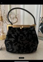 Dolce Gabbana Baroque Limited Edition leather handbag, Nieuw, Ophalen of Verzenden, Schoudertasje, Zwart