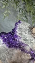 Uniek lavendelpaars Amethist op Calciet, Verzamelen, Mineralen en Fossielen, Ophalen of Verzenden