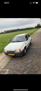 Opel Kadett 1.3 N 1986 Wit, Auto's, Opel, Voorwielaandrijving, Stof, 750 kg, 4 cilinders