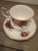 Queen rosina kop en schotel, Verzamelen, Porselein, Kristal en Bestek, Ophalen of Verzenden, Zo goed als nieuw, Porselein, Kop en/of schotel