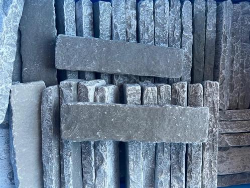 CASTLE STONE BRICKS WAALTJES 2CM DIK, Doe-het-zelf en Verbouw, Vloerdelen en Plavuizen, Nieuw, Overige typen, Steen of Klei, Minder dan 50 cm