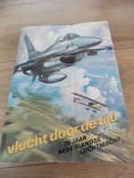 75 jaar Nederlandse Luchtmacht Vlucht door de tijd, Ophalen of Verzenden, Zo goed als nieuw, Boek of Tijdschrift