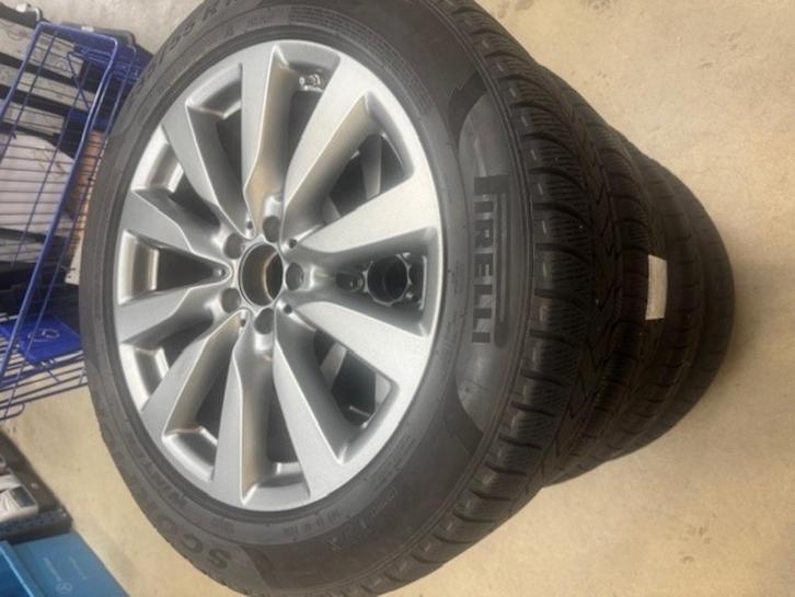 Set originele MB winterbanden / velgen GLC300e, Auto-onderdelen, Banden en Velgen, Velg(en), Winterbanden, 19 inch, 235 mm, Personenwagen