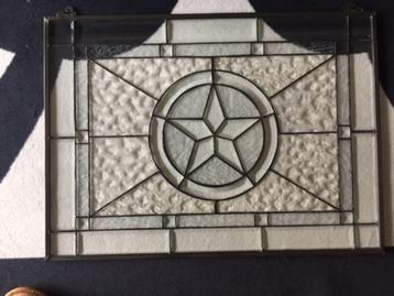 Glas in Lood element (wit glas met 5 puntige ster) beschikbaar voor biedingen