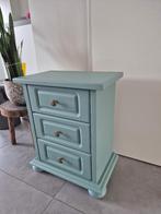 Leuk opgeknapt ladekastje, Ophalen, 50 tot 100 cm, Zo goed als nieuw, 3 of 4 laden
