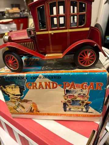 Bilkken Grand Pa Car Rosko toys beschikbaar voor biedingen