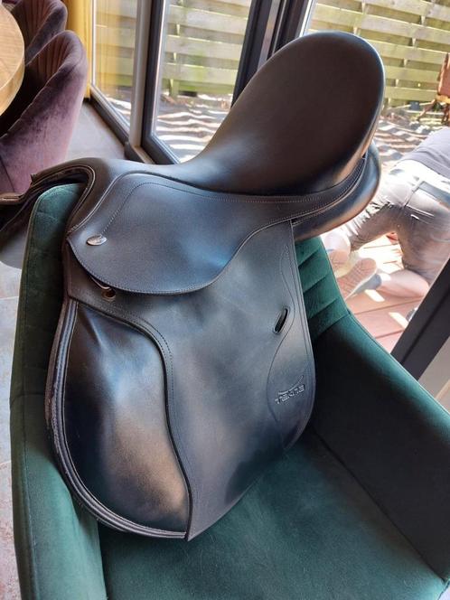 tekna zadel 17,5 inch vzh, Dieren en Toebehoren, Paarden en Pony's | Zadels, Gebruikt, Springen, Ophalen