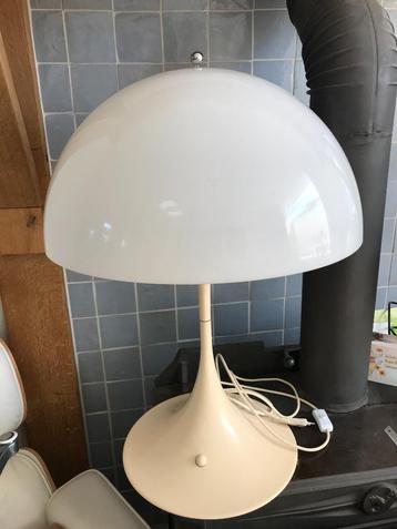 Tafellamp vloerlamp Louis Poulsen Verner Panton Panthella  beschikbaar voor biedingen