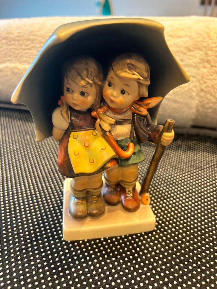 Hummel, Verzamelen, Beelden en Beeldjes, Zo goed als nieuw, Hummel, Ophalen of Verzenden