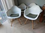 4 witte kuipstoeltjes (Vitra Eames look-a-like), Ophalen, Gebruikt, Wit, Vier