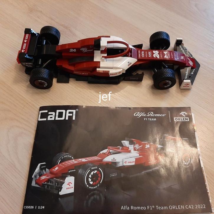 CaDa Alfa Romeo F1 Race auto - Bouwmodel, Hobby en Vrije tijd, Modelbouw | Auto's en Voertuigen, Zo goed als nieuw, Auto, 1:32 tot 1:50