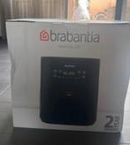Zo goed als nieuwe Brabantia HaloAir Airfryer 5.7L, Ophalen of Verzenden, Zo goed als nieuw, Airfryer, 1000 t/m 1499 gram