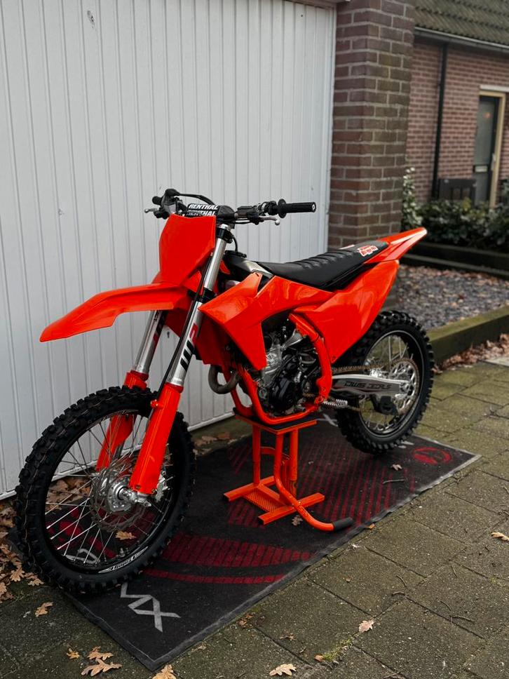 Ktm sxf 250 2024 69 uur!!, Fietsen en Brommers, Brommers | Crossbrommers, Zo goed als nieuw, Overige merken, Ophalen of Verzenden
