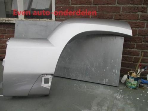 rechter achter scherm lijst landcruiser  type 120, Auto-onderdelen, Carrosserie en Plaatwerk, Spatbord, Toyota, Gebruikt, Ophalen of Verzenden