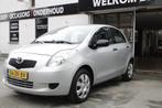 Toyota Yaris 1.0 VVTi Spirit / Elektrische ramen / Trekhaak, Auto's, Toyota, Voorwielaandrijving, Stof, Gebruikt, Emergency brake assist
