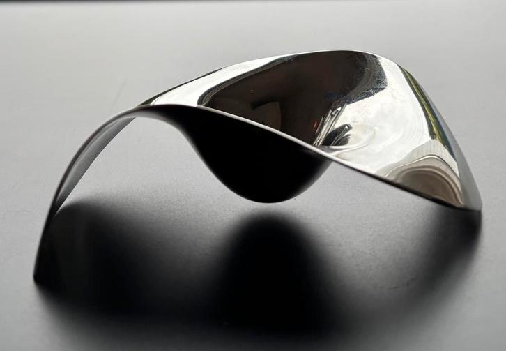 Eierdop “Please pass me bowls” Royal Copenhagen Denmark, Huis en Inrichting, Keuken | Keukenbenodigdheden, Nieuw, Ophalen of Verzenden