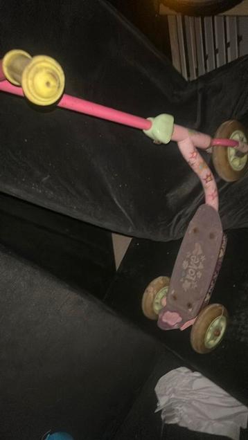 Kinder pink step beschikbaar voor biedingen