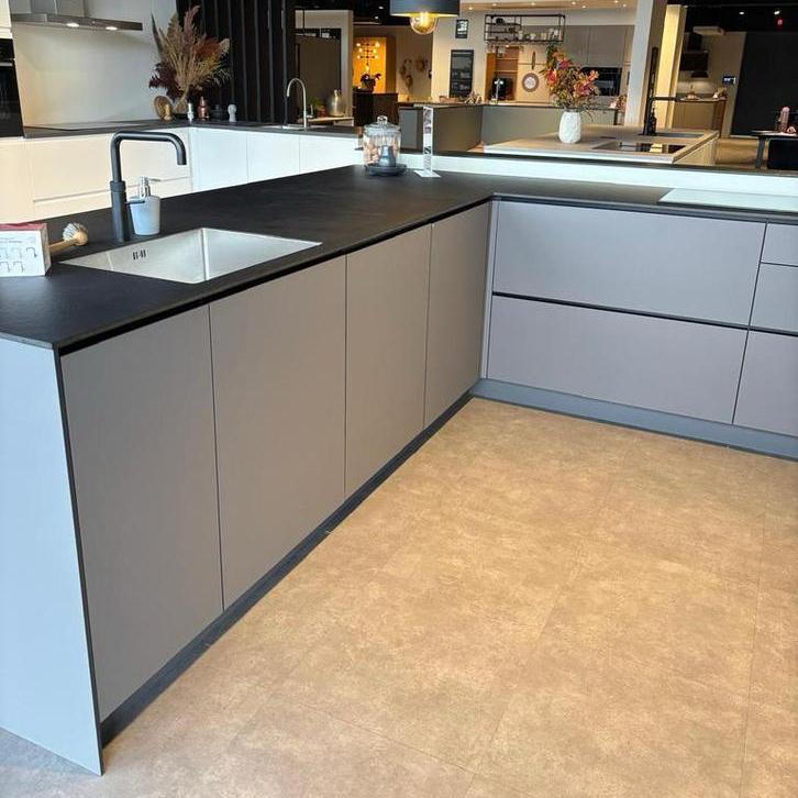 Kvik Keuken Prato Dark Grey, Huis en Inrichting, Keuken | Complete keukens, Zo goed als nieuw, Dubbelwandige keuken, Grijs, Kunststof