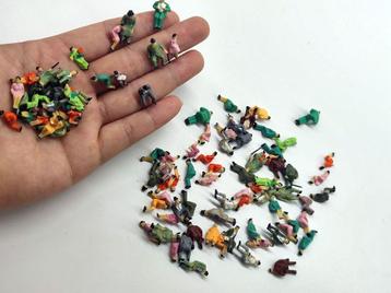 Modelspoor Zittende Poppetjes H0 / HO Figuurtjes Mensen Pop beschikbaar voor biedingen