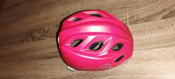 Mooie rode ONE helm... beschikbaar voor biedingen