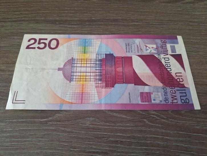 Net biljet 250 gulden Vuurtoren, 1985, Postzegels en Munten, Bankbiljetten | Nederland, 250 gulden, Ophalen of Verzenden