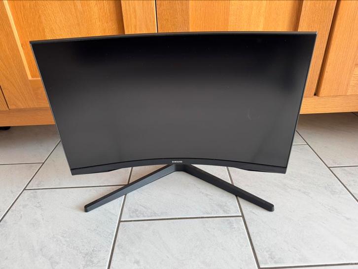 Samsung 27 inch monitor, Computers en Software, Monitoren, Zo goed als nieuw, 101 t/m 150 Hz, Gaming, Curved, Full HD, Ophalen