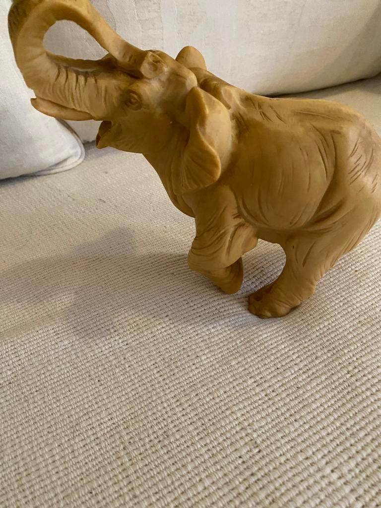 Massief Ivoor Kleur Olifant Beeld - 19cm, Ophalen of Verzenden, Gebruikt, Overige materialen, Dierenbeeld