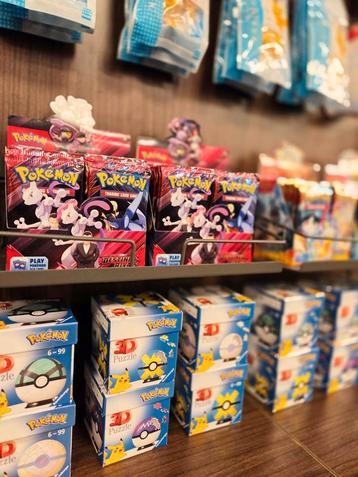 Pokemon Kaarten en Merchandise! Alleen losse verkoop!! beschikbaar voor biedingen