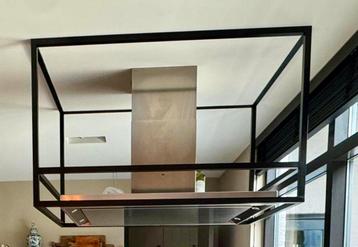 Itho RVS afzuigkap met op maat gemaakt horecaframe beschikbaar voor biedingen