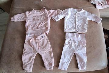 Baby kleren Rompers, broekjes, shirtjes, Nyntje handdoek beschikbaar voor biedingen