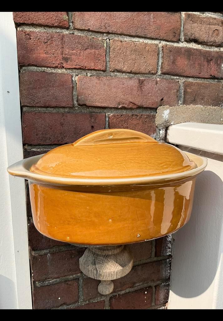 50-er jaren terrine “La Bourguignonne”. Aardewerk ovenschaal, Antiek en Kunst, Antiek | Keramiek en Aardewerk, Ophalen of Verzenden