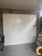 Openslaande houten garagedeur 211.5 hoog en 2.30 meter breed, Doe-het-zelf en Verbouw, Ophalen, Gebruikt, Garagedeur, Hout