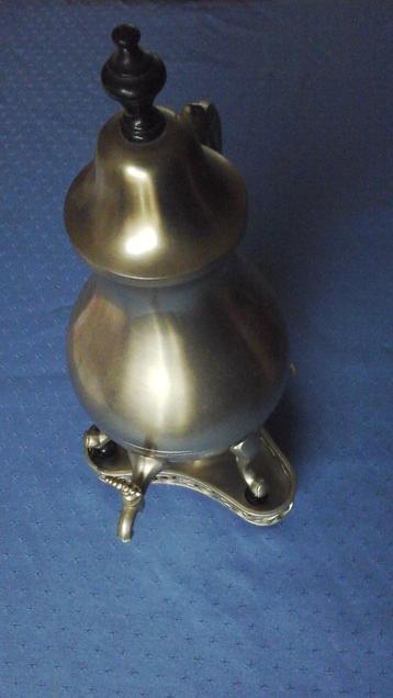 Groninger kraantjes kan voor koffie incl onderstel + brander beschikbaar voor biedingen