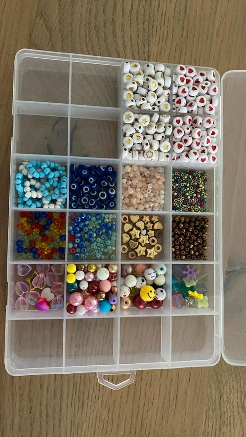 Sorteerbak met kralen, Hobby en Vrije tijd, Kralen en Sieraden maken, Nieuw, Kraal, Ophalen of Verzenden