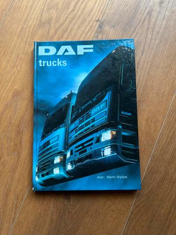 DAF Trucks - uitgave van DAF trucks zelf 1990 beschikbaar voor biedingen